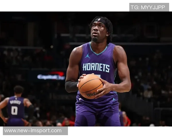 季前赛迎战湖人太阳队晒出布克马威帅气登机照引发关注 季前赛迎战湖人太阳队晒出布克马威帅气登机照引发关注