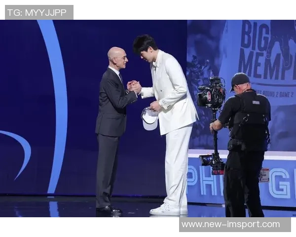 GM调查揭晓休赛期惊人操作雄鹿裁利拉德居首杨瀚森得票16顺位