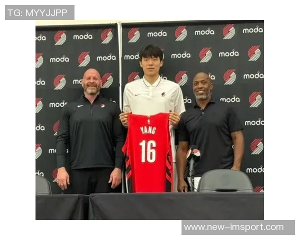 杨瀚森分享比卢普斯的要求强调场上沟通与英语学习的重要性 杨瀚森分享比卢普斯的要求强调场上沟通与英语学习的重要性