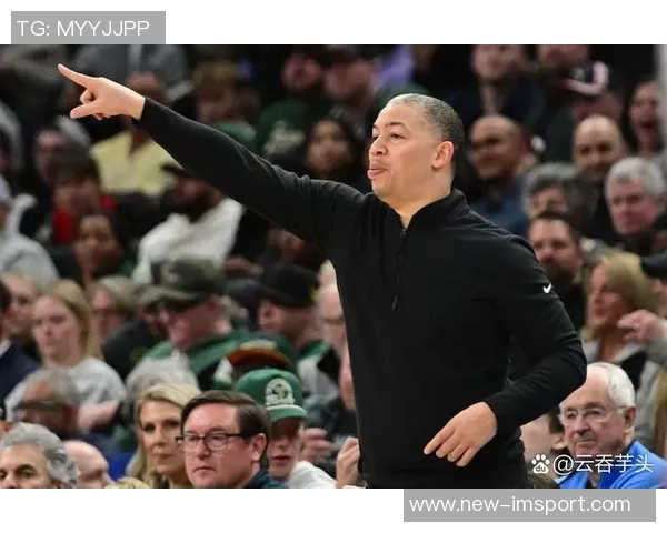 泰伦卢称赞首发球员首节表现出色展现良好比赛风格 泰伦卢称赞首发球员首节表现出色展现良好比赛风格